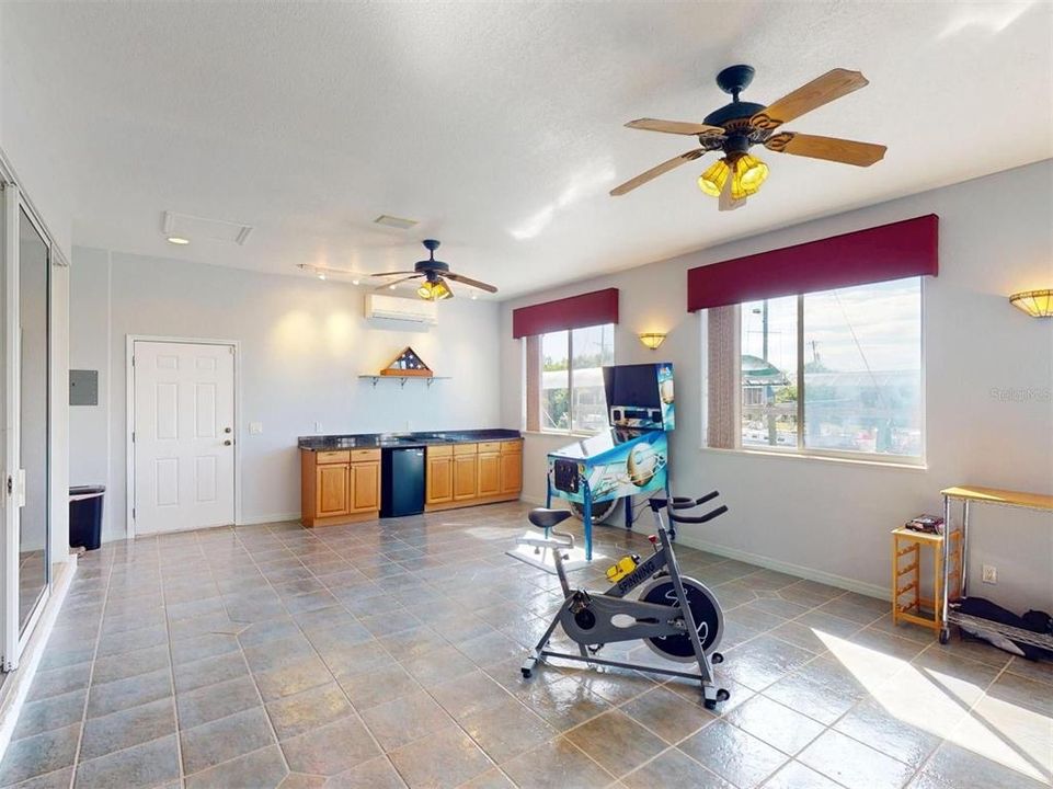 For Sale: $849,900 (3 beds, 3 baths, 3331 Square Feet)