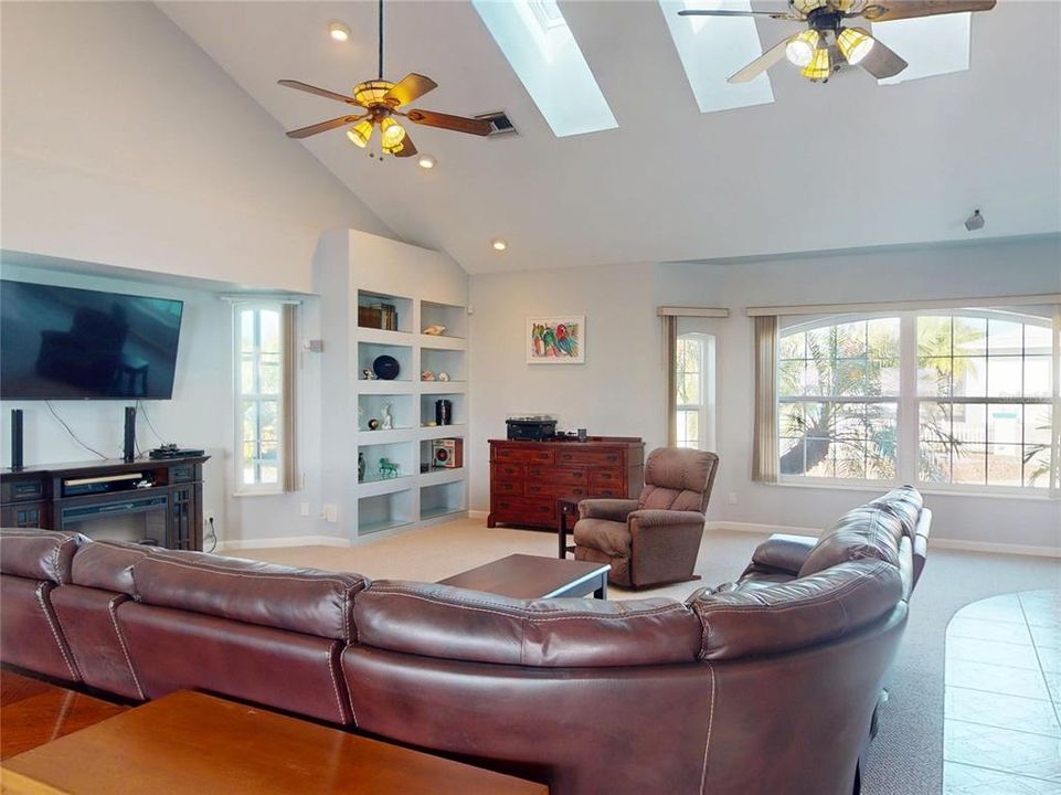 For Sale: $849,900 (3 beds, 3 baths, 3331 Square Feet)