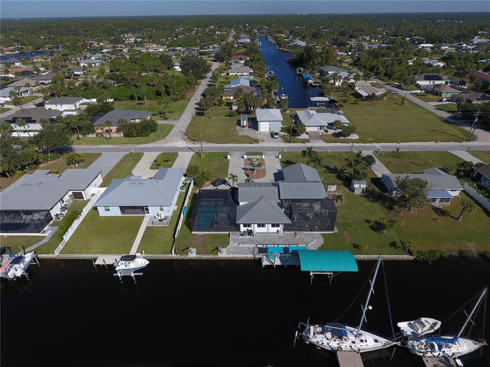 For Sale: $849,900 (3 beds, 3 baths, 3331 Square Feet)