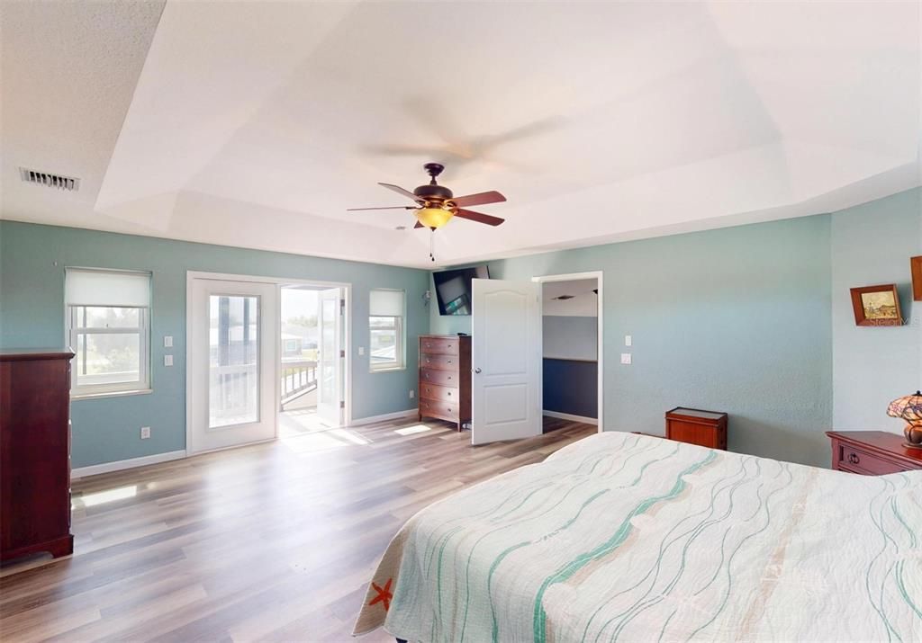 For Sale: $849,900 (3 beds, 3 baths, 3331 Square Feet)