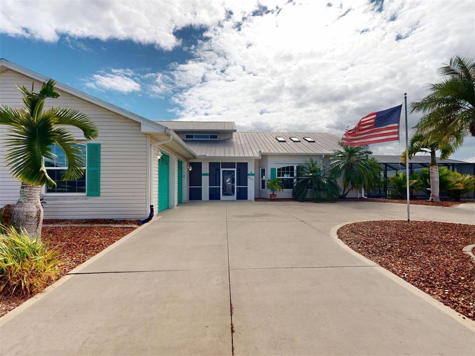 For Sale: $849,900 (3 beds, 3 baths, 3331 Square Feet)