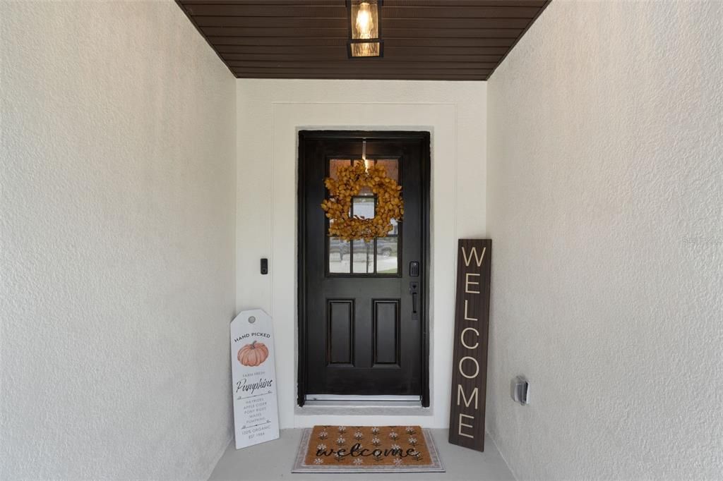 合同活跃: $344,900 (4 贝兹, 2 浴室, 1874 平方英尺)