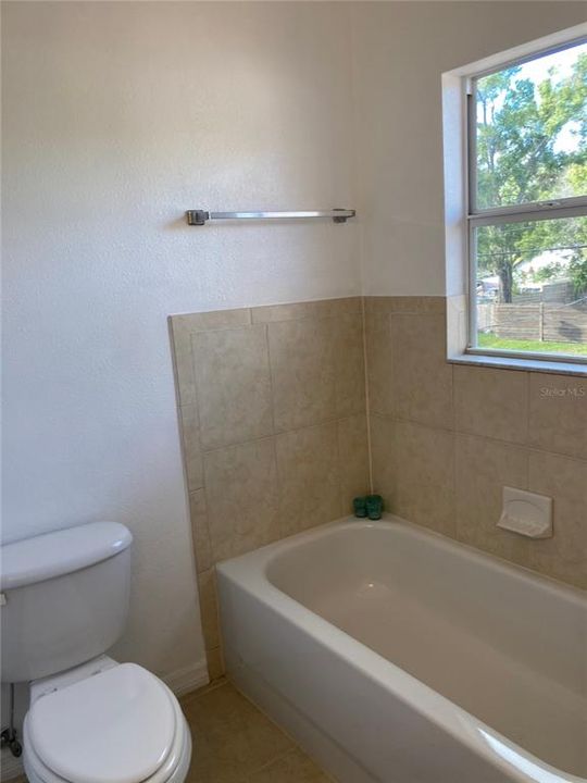 待售: $490,000 (3 贝兹, 2 浴室, 1734 平方英尺)