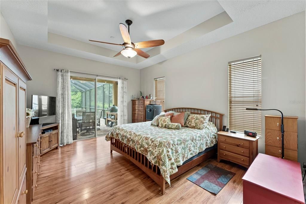 For Sale: $625,000 (5 beds, 4 baths, 3672 Square Feet)