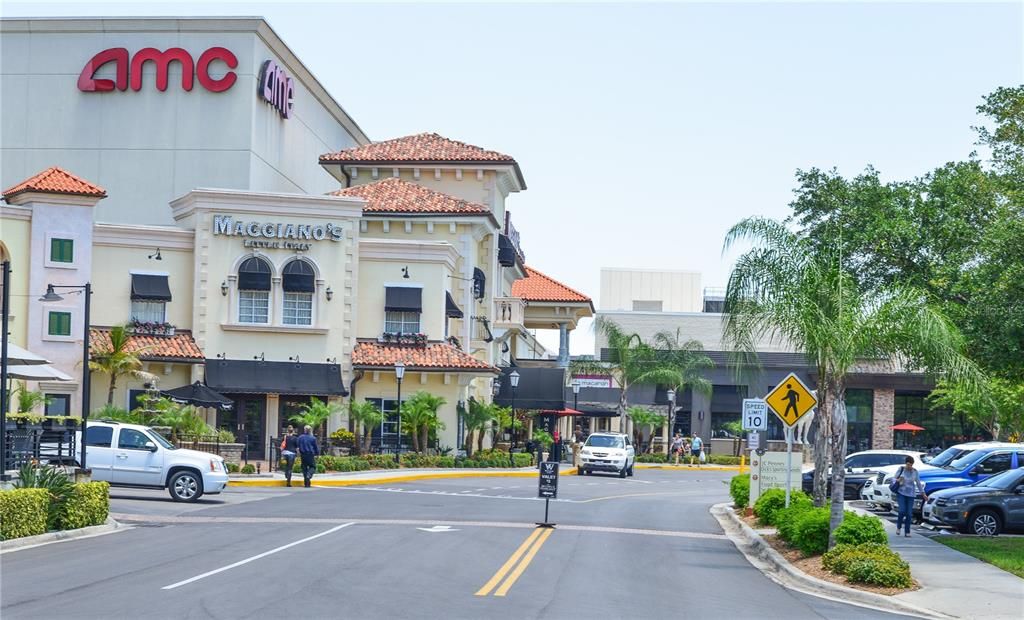 待售: $850,000 (0.24 acres)