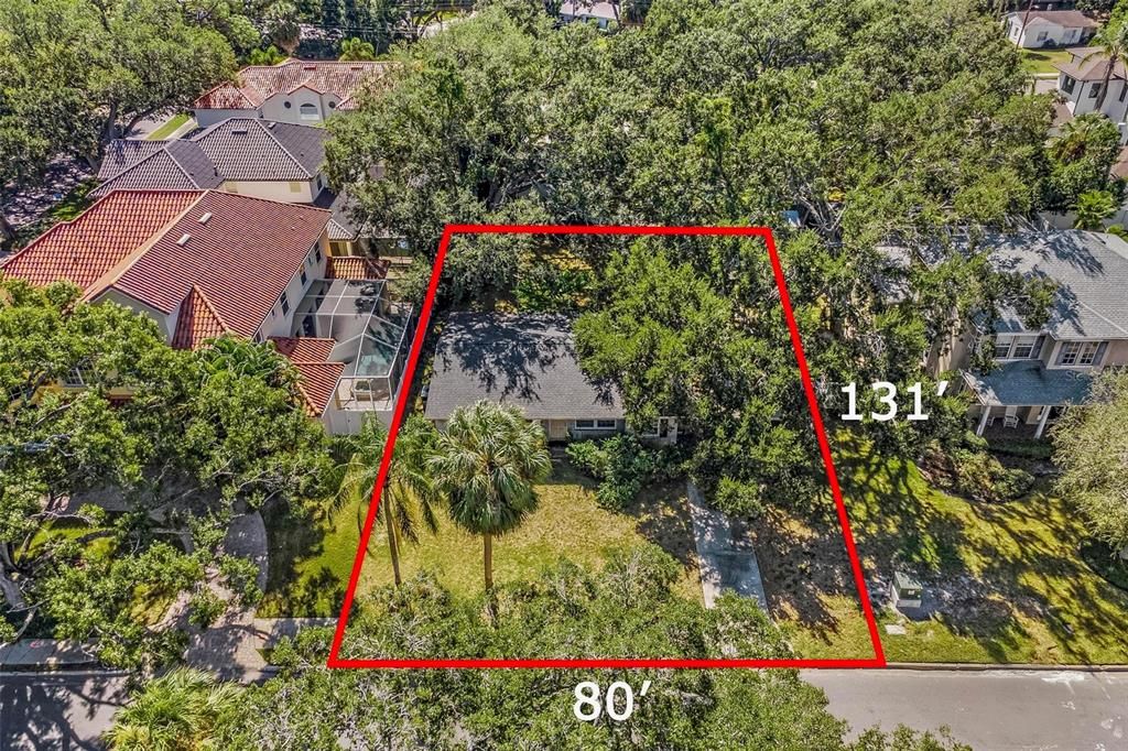 待售: $850,000 (0.24 acres)