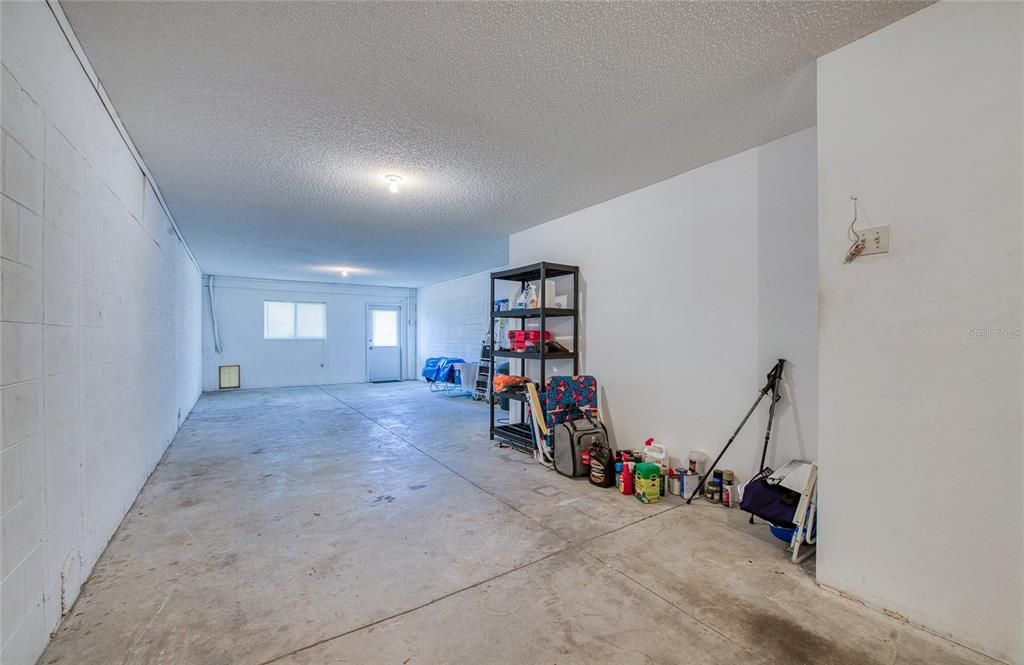 For Sale: $450,000 (3 beds, 3 baths, 1585 Square Feet)