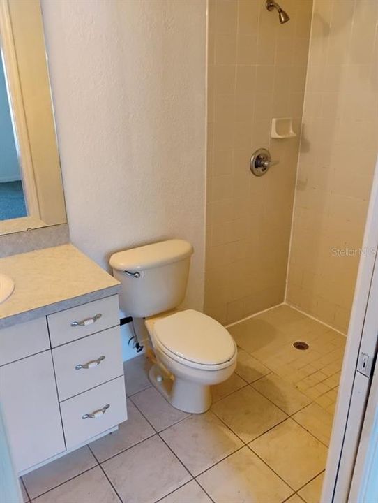 For Rent: $1,200 (2 beds, 2 baths, 1062 Square Feet)