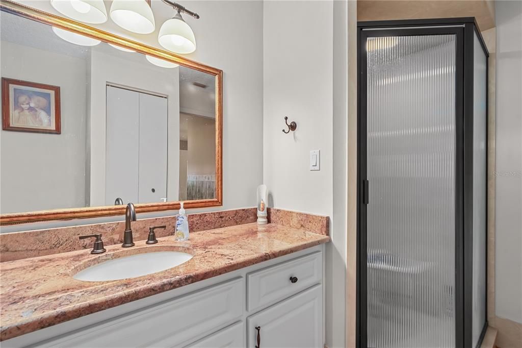 For Sale: $194,000 (2 beds, 2 baths, 1144 Square Feet)