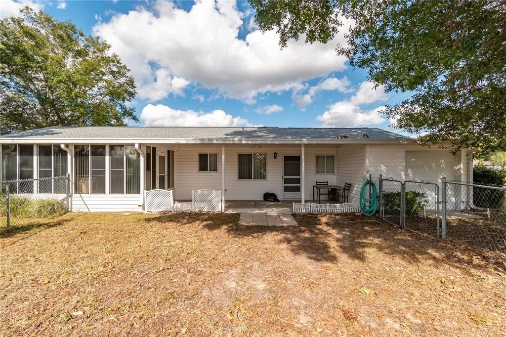 For Sale: $194,000 (2 beds, 2 baths, 1144 Square Feet)