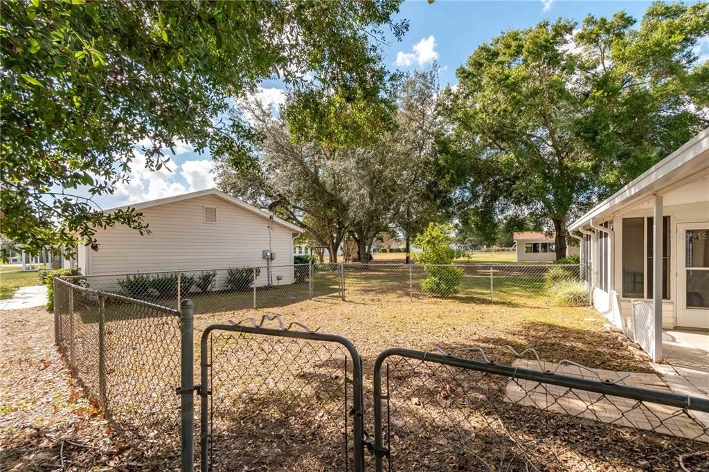 For Sale: $194,000 (2 beds, 2 baths, 1144 Square Feet)