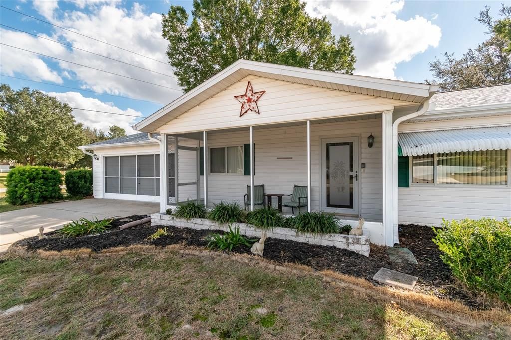 For Sale: $194,000 (2 beds, 2 baths, 1144 Square Feet)