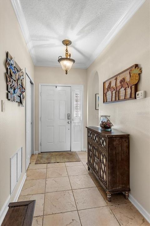 待售: $425,000 (3 贝兹, 2 浴室, 2065 平方英尺)