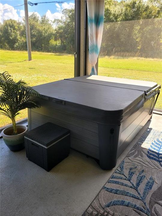 For Sale: $439,000 (3 beds, 2 baths, 2066 Square Feet)