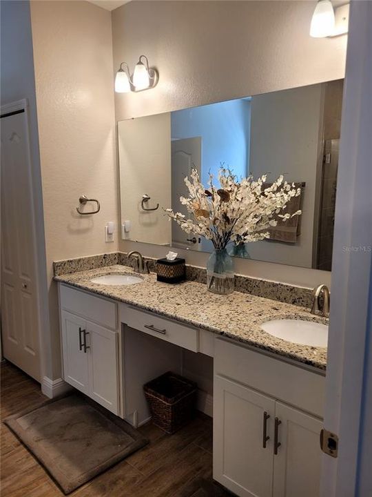 For Sale: $439,000 (3 beds, 2 baths, 2066 Square Feet)