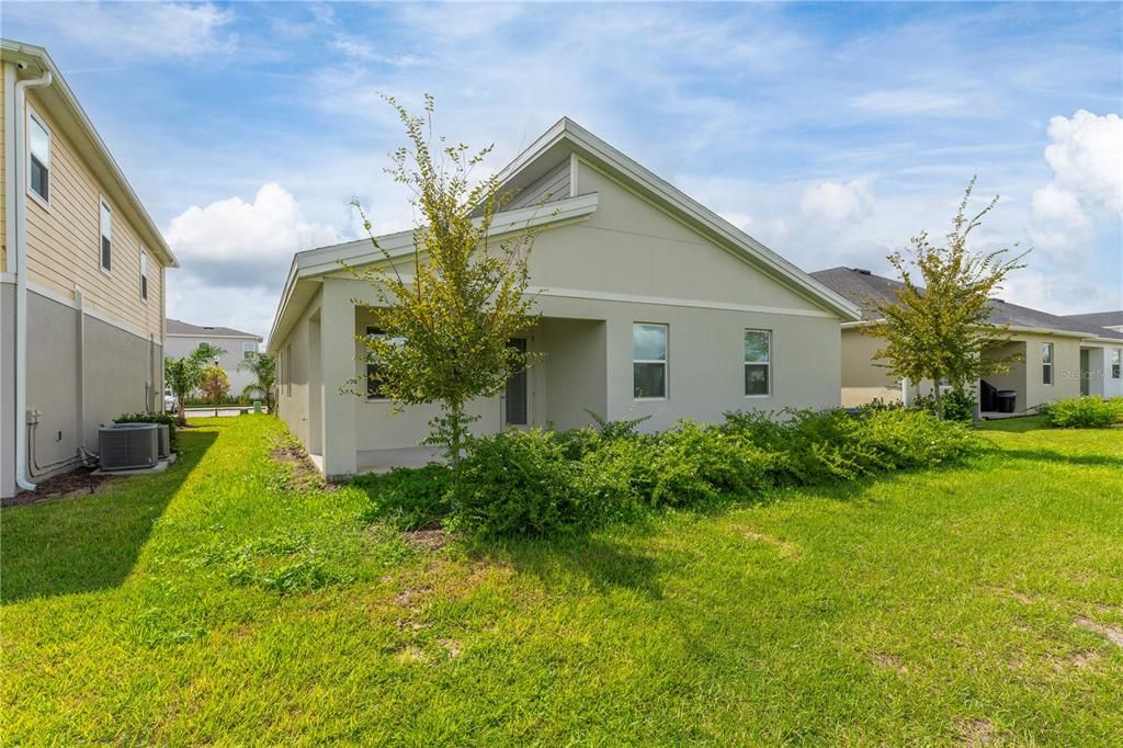 出租: $2,500 (4 贝兹, 3 浴室, 1971 平方英尺)