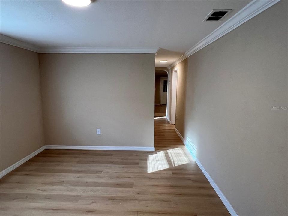 For Sale: $410,000 (4 beds, 3 baths, 2064 Square Feet)