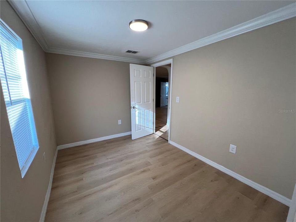 For Sale: $410,000 (4 beds, 3 baths, 2064 Square Feet)