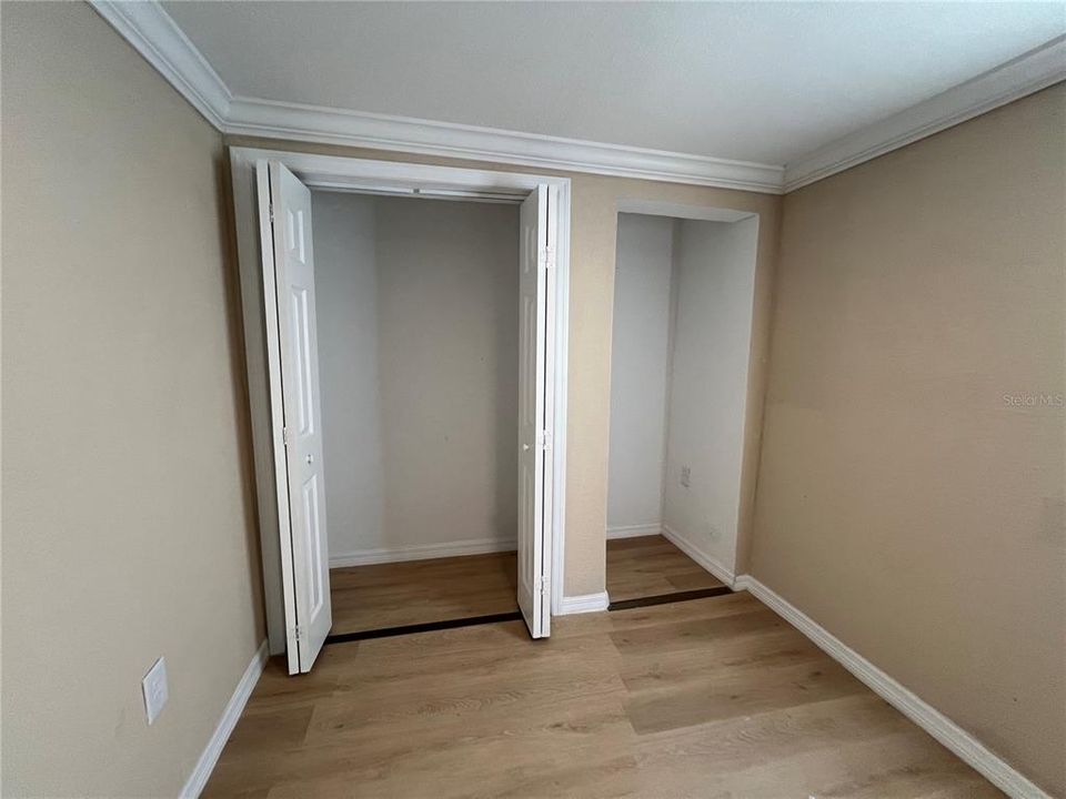 For Sale: $410,000 (4 beds, 3 baths, 2064 Square Feet)