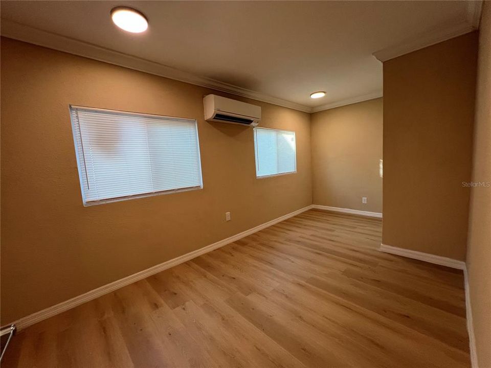 For Sale: $410,000 (4 beds, 3 baths, 2064 Square Feet)