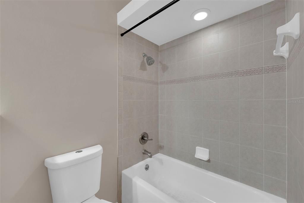 For Sale: $239,000 (3 beds, 2 baths, 1957 Square Feet)