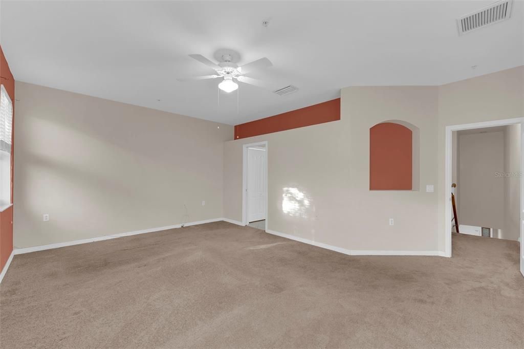 For Sale: $239,000 (3 beds, 2 baths, 1957 Square Feet)