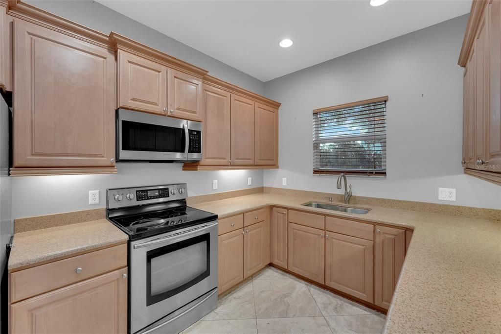 For Sale: $239,000 (3 beds, 2 baths, 1957 Square Feet)