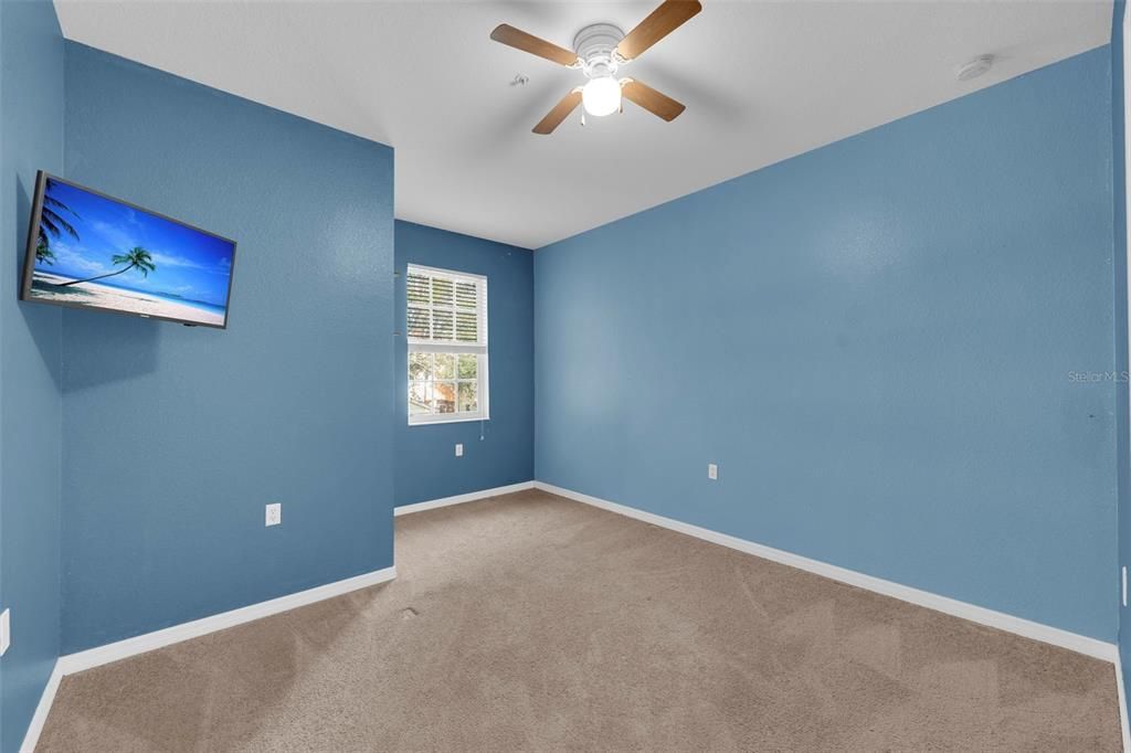 For Sale: $239,000 (3 beds, 2 baths, 1957 Square Feet)