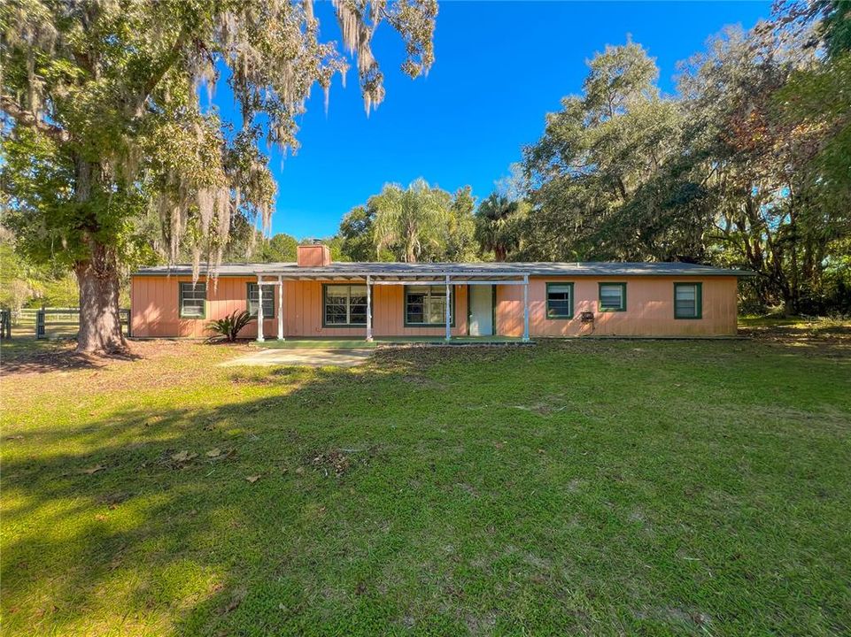 На продажу: $215,000 (3 спален, 2 ванн, 1726 Квадратных фут)