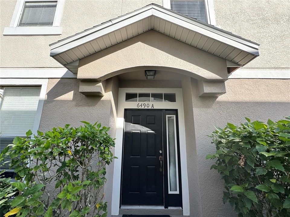 For Sale: $268,900 (2 beds, 2 baths, 1200 Square Feet)