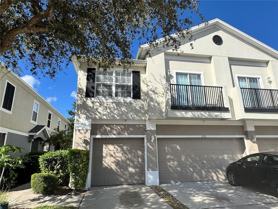 For Sale: $268,900 (2 beds, 2 baths, 1200 Square Feet)