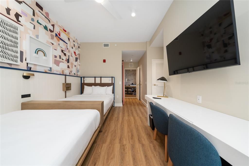 For Sale: $604,672 (2 beds, 2 baths, 1181 Square Feet)