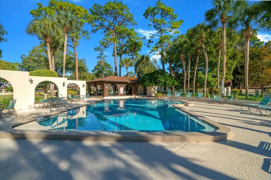 For Sale: $189,900 (2 beds, 2 baths, 1374 Square Feet)