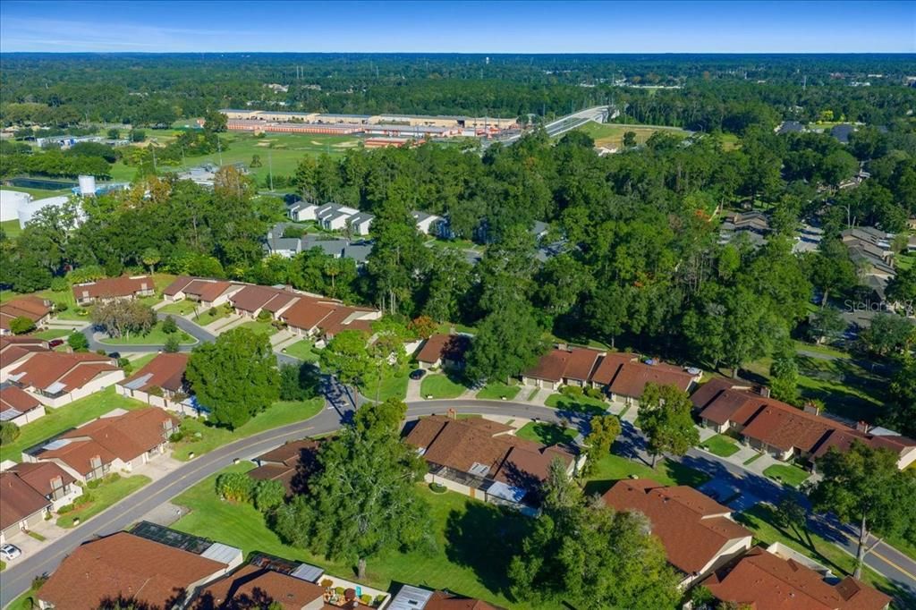 For Sale: $189,900 (2 beds, 2 baths, 1374 Square Feet)