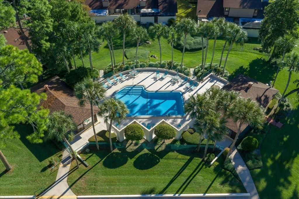 For Sale: $189,900 (2 beds, 2 baths, 1374 Square Feet)