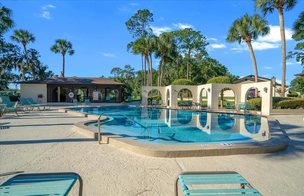 For Sale: $189,900 (2 beds, 2 baths, 1374 Square Feet)