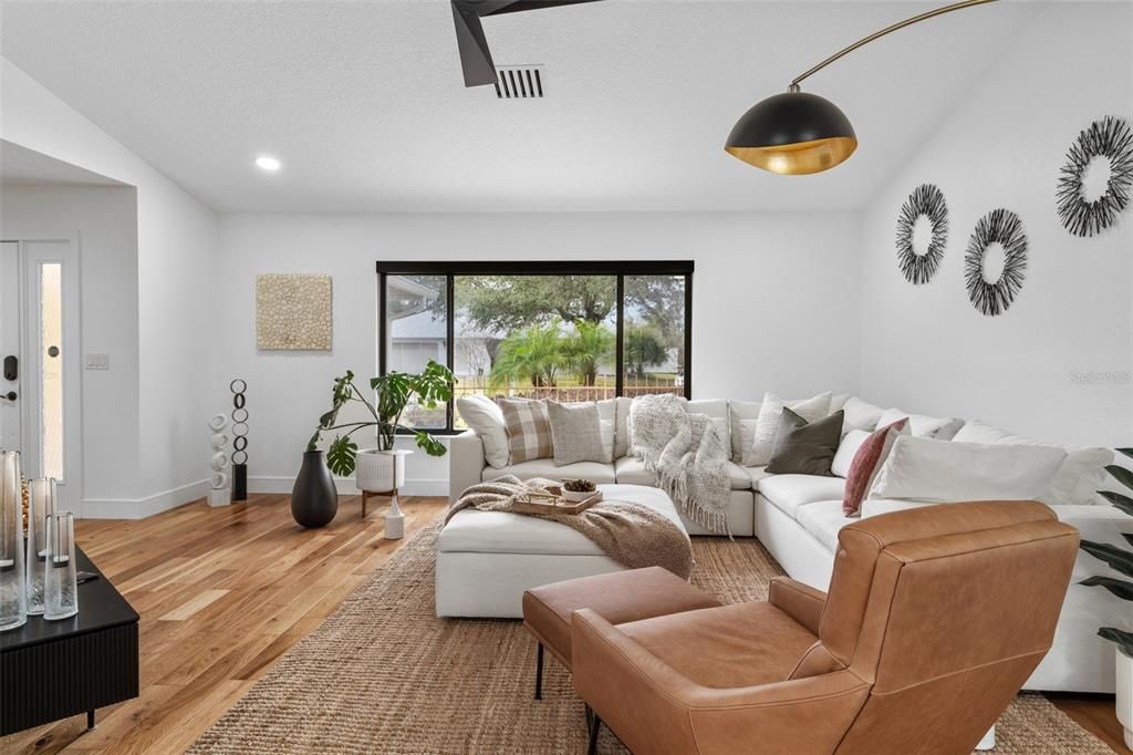 For Sale: $425,000 (4 beds, 3 baths, 2213 Square Feet)