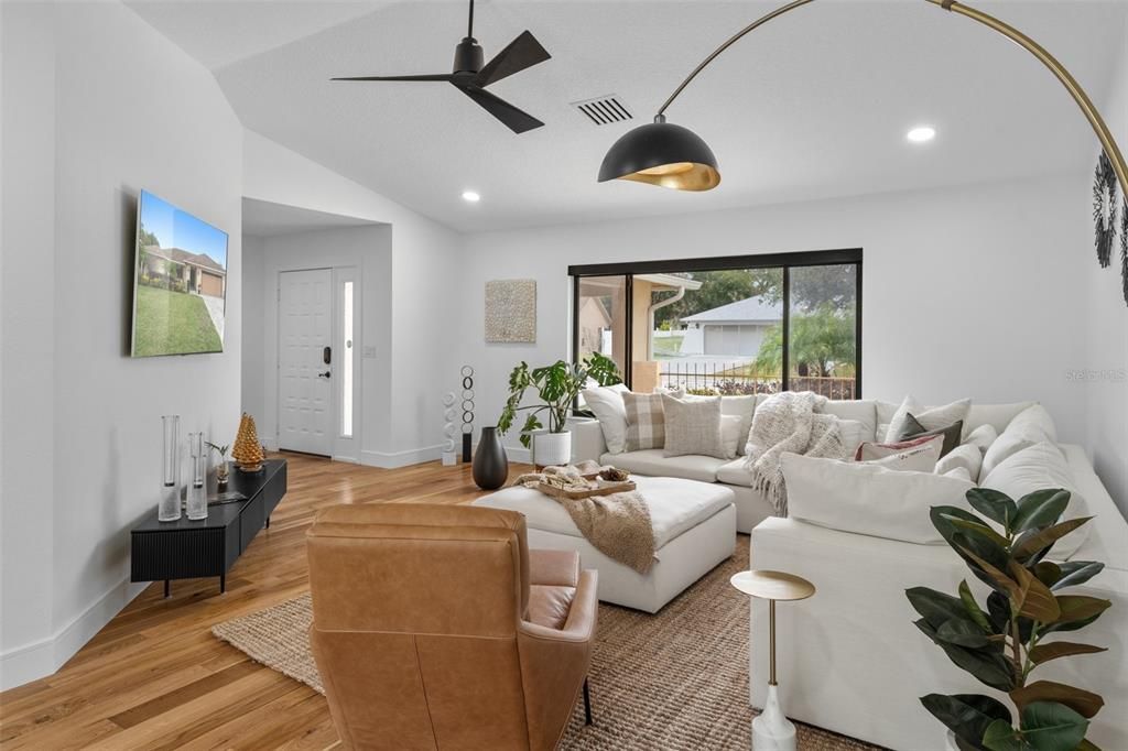 For Sale: $425,000 (4 beds, 3 baths, 2213 Square Feet)