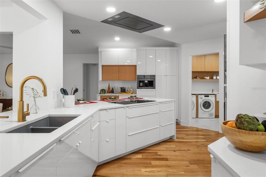 For Sale: $425,000 (4 beds, 3 baths, 2213 Square Feet)