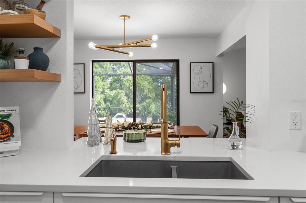 For Sale: $425,000 (4 beds, 3 baths, 2213 Square Feet)