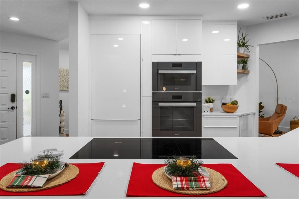 For Sale: $425,000 (4 beds, 3 baths, 2213 Square Feet)