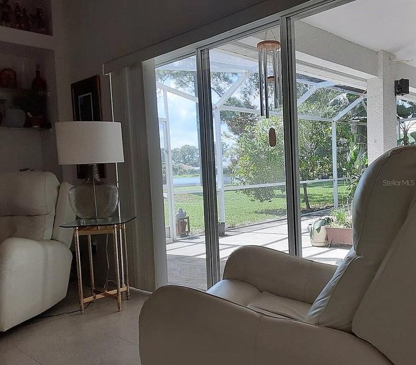 В аренду: $2,600 (3 спален, 3 ванн, 2247 Квадратных фут)