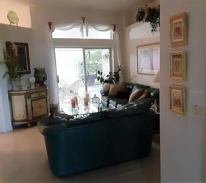 В аренду: $2,600 (3 спален, 3 ванн, 2247 Квадратных фут)