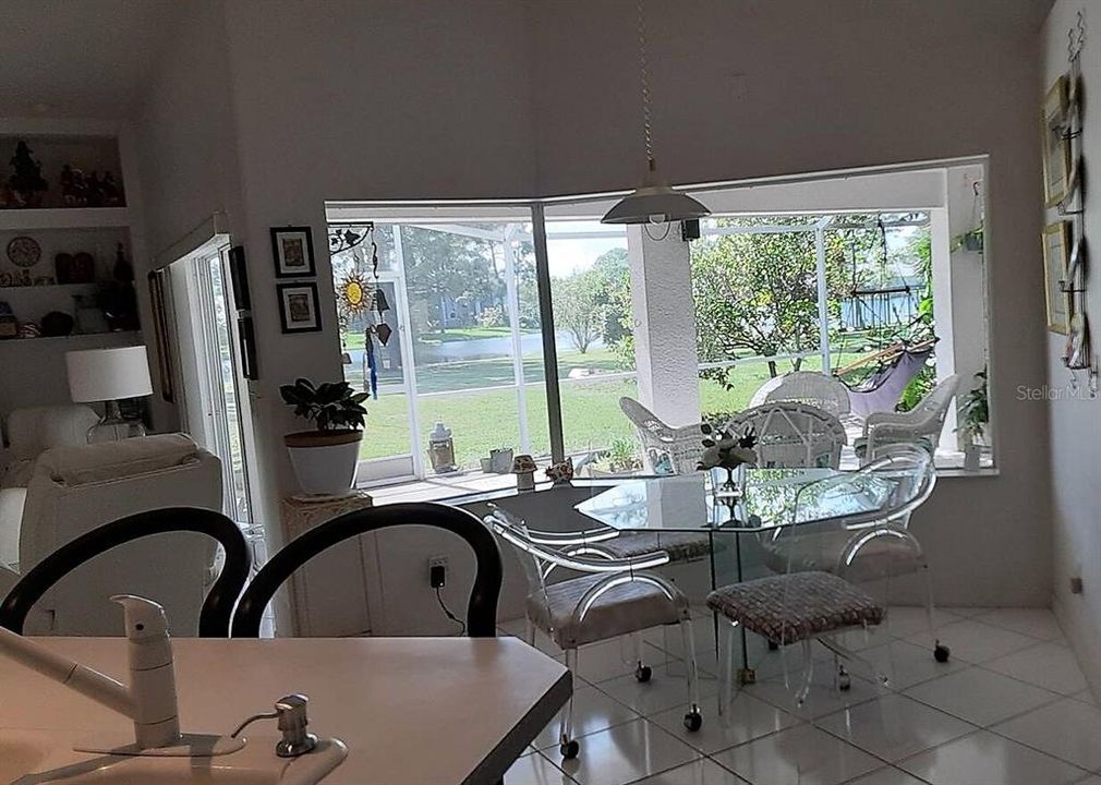 В аренду: $2,600 (3 спален, 3 ванн, 2247 Квадратных фут)