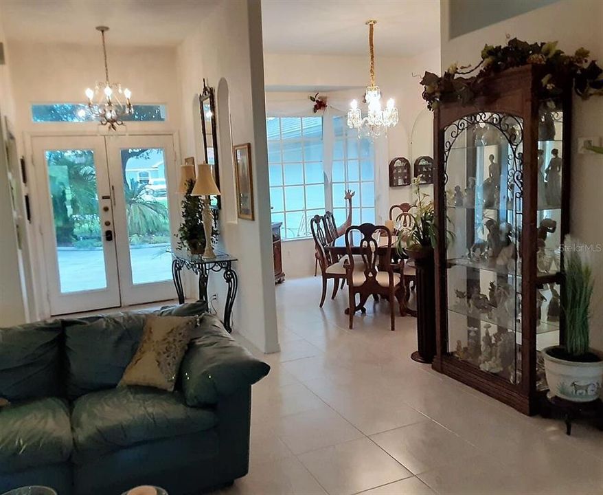 В аренду: $2,600 (3 спален, 3 ванн, 2247 Квадратных фут)