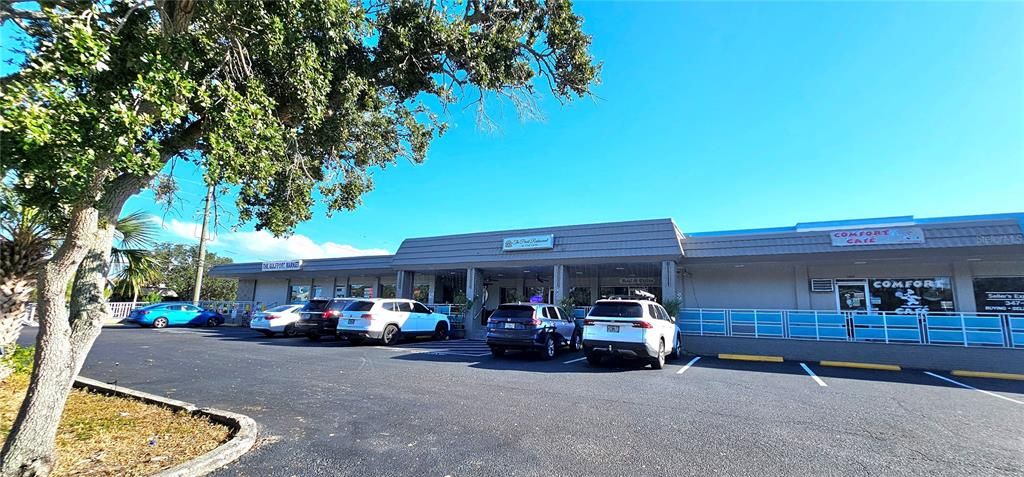 待售: $159,000 (1 贝兹, 1 浴室, 1060 平方英尺)