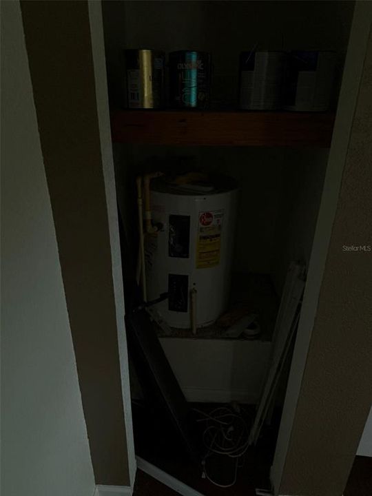 合同活跃: $565,000 (3 贝兹, 2 浴室, 2346 平方英尺)