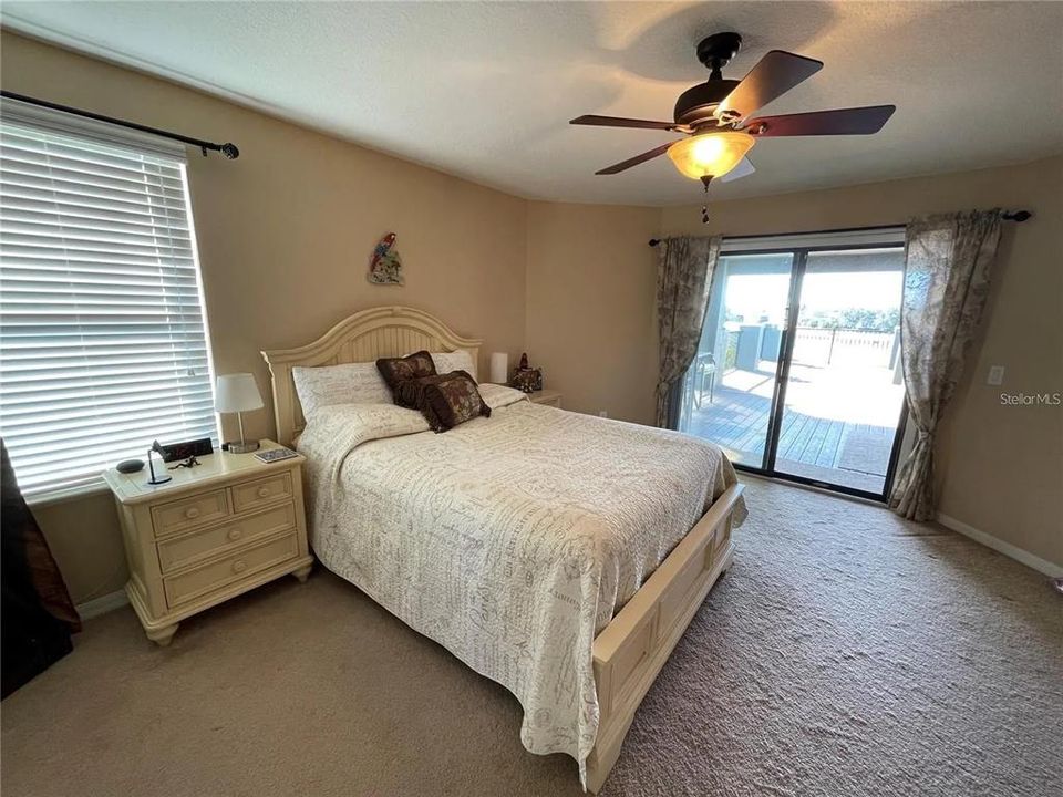 待售: $783,750 (6 贝兹, 5 浴室, 3968 平方英尺)