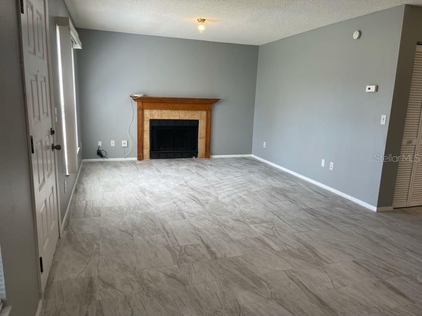 出租: $1,500 (2 贝兹, 2 浴室, 912 平方英尺)