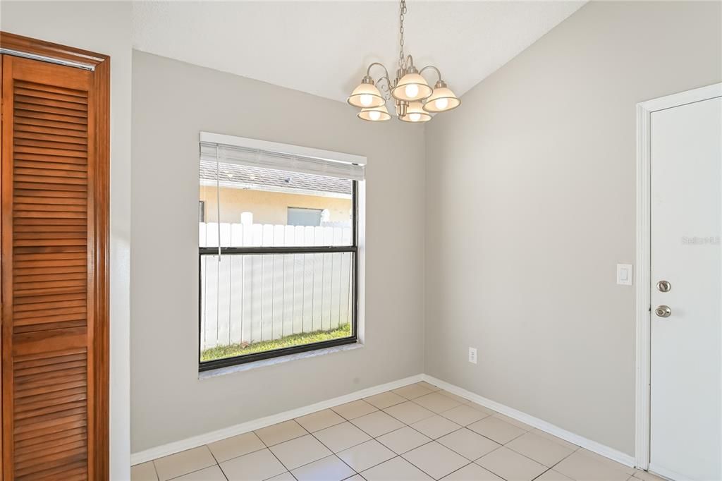 For Rent: $2,190 (3 beds, 2 baths, 1346 Square Feet)